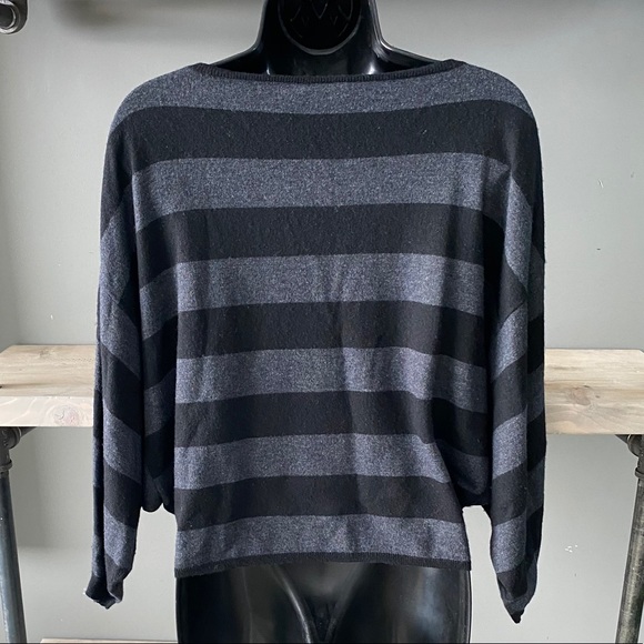 Joie Raglan Wool Cashmere Dolman Sweater XS - Picture 5 of 8